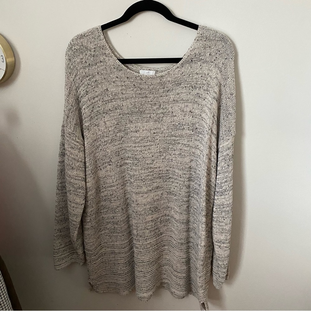 COZY WOMENS SWEATER